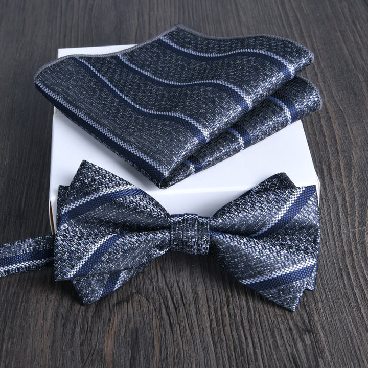Set da 2 pezzi da uomo con papillon e fazzoletto da taschino in tessuto lucido con motivo floreale - Stile n. 19 - image 18