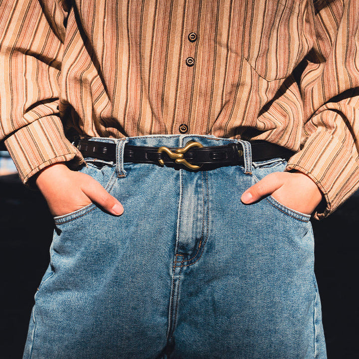 Cintura da donna in pelle con fibbia dorata, sottile ed elegante - image 1