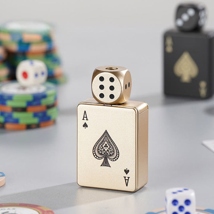 Accendino a butano ricaricabile a forma di poker con dadi rotanti - Picche d'oro A - image 1