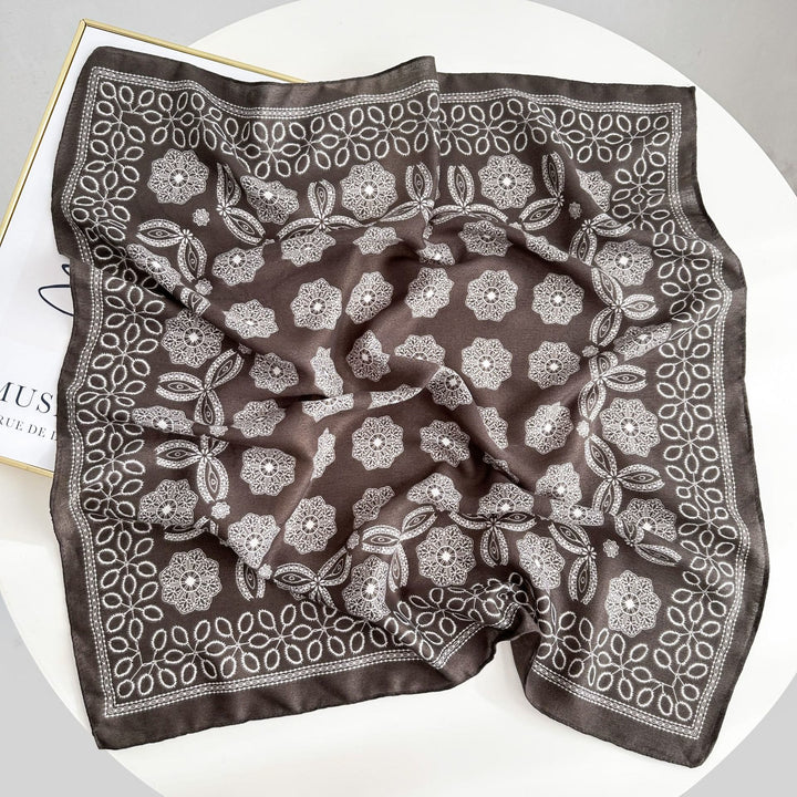 Fazzoletto da taschino con motivo anacardi a contrasto retrò e fibbia a fiore - Stile n. 7 - image 12