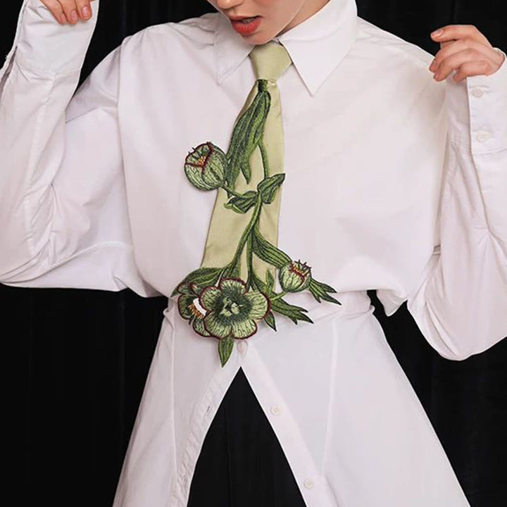 Cravatta con cerniera ricamata con motivi botanici verdi da donna - image 4