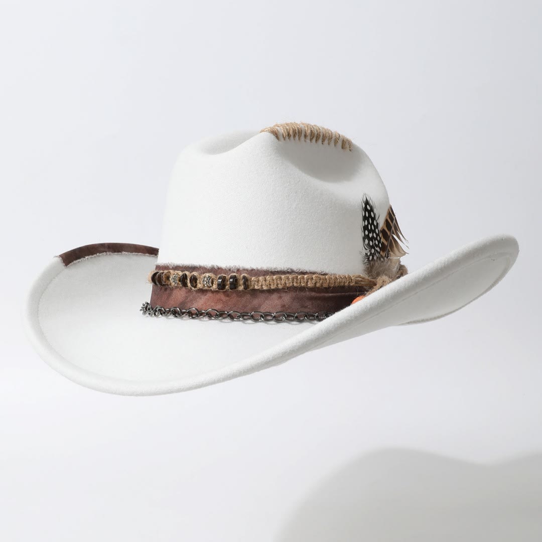 Cappello da cowboy in stile western con catena in pelle e piume - Bianco - M (22"-22 7/8") - image 0