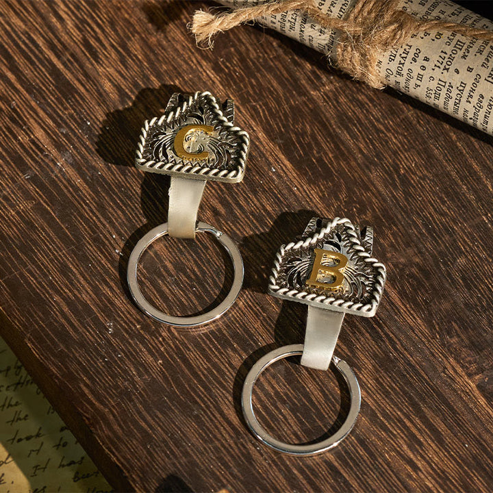 Portachiavi con lettera retrò western e coltello a forma di chiave - image 4