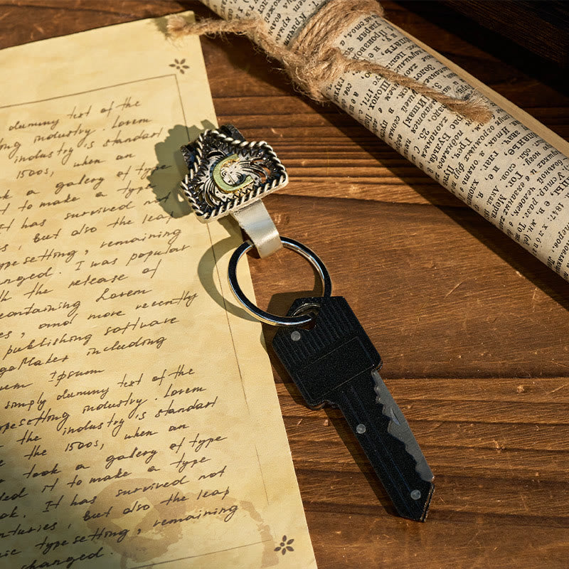 Portachiavi con lettera retrò western e coltello a forma di chiave - image 7