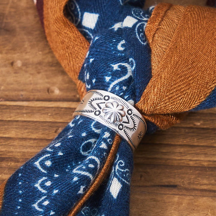 Fazzoletto da taschino con motivo anacardi a contrasto retrò e fibbia a fiore - image 3