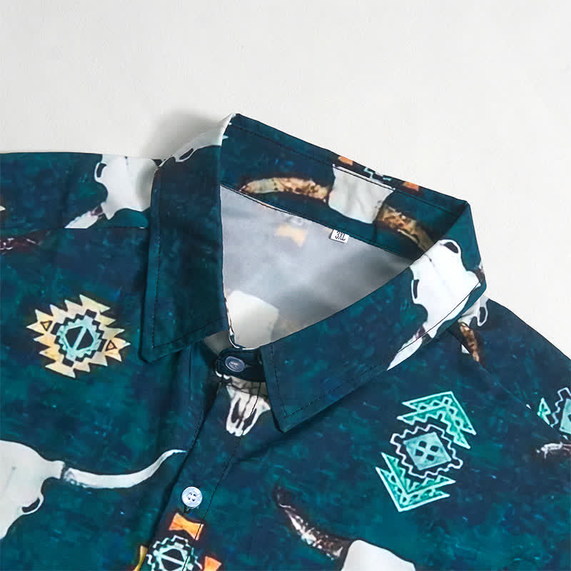 Camicia da uomo con stampa 3D di teschio di toro e motivi geometrici aztechi. - image 6