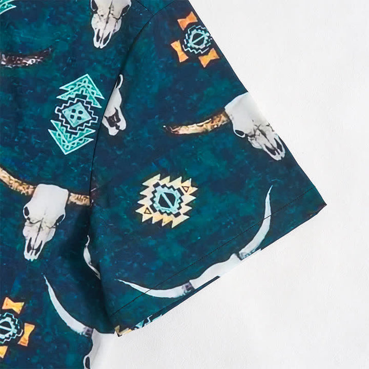 Camicia da uomo con stampa 3D di teschio di toro e motivi geometrici aztechi. - image 7