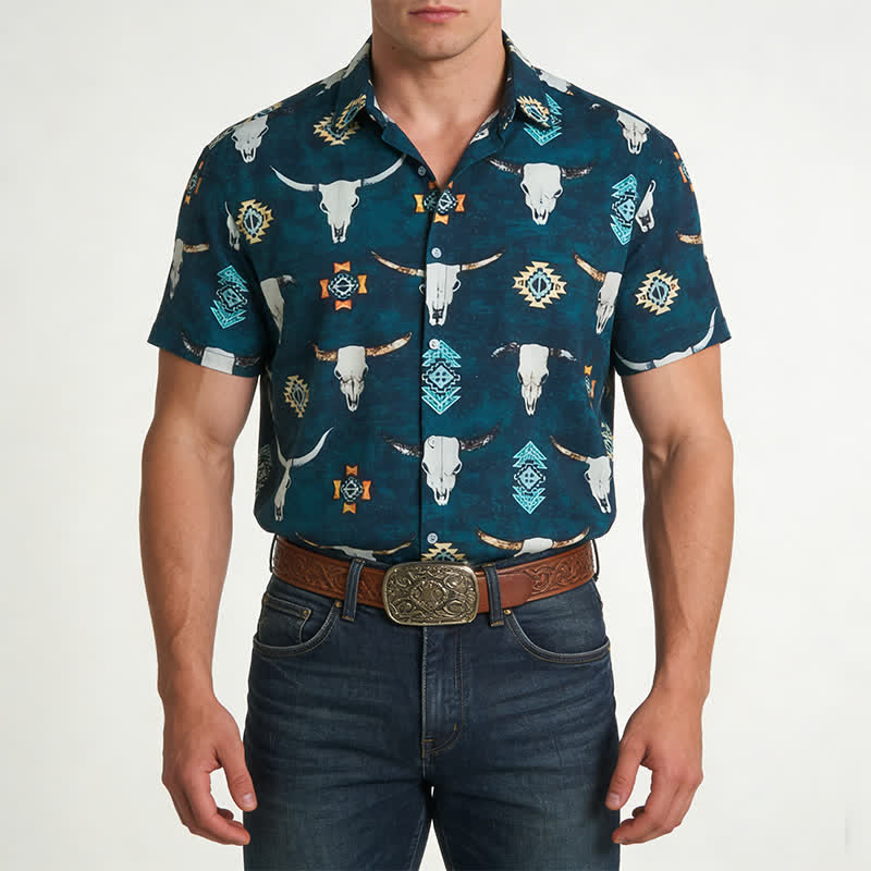 Camicia da uomo con stampa 3D di teschio di toro e motivi geometrici aztechi. - image 1