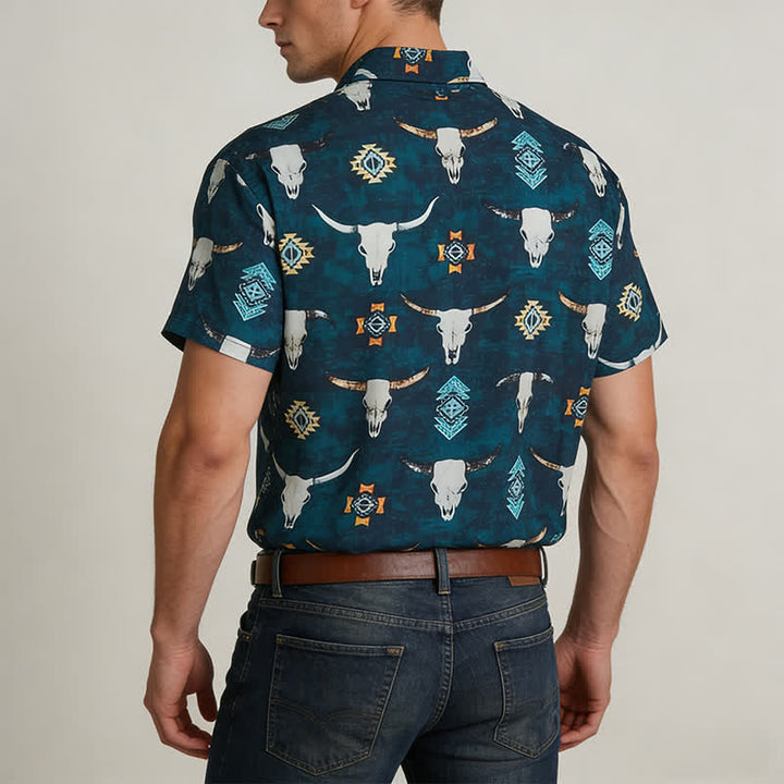 Camicia da uomo con stampa 3D di teschio di toro e motivi geometrici aztechi. - image 2