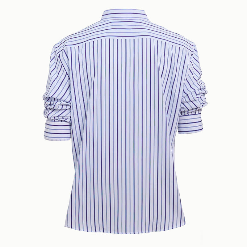 Camicia elegante da uomo a righe verticali con colletto classico e bottoni. - image 5
