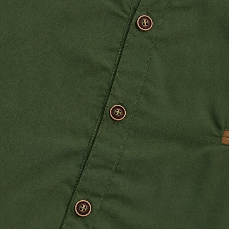 Camicia da uomo casual a maniche corte con taschino sul petto e finiture a quadri. - image 12