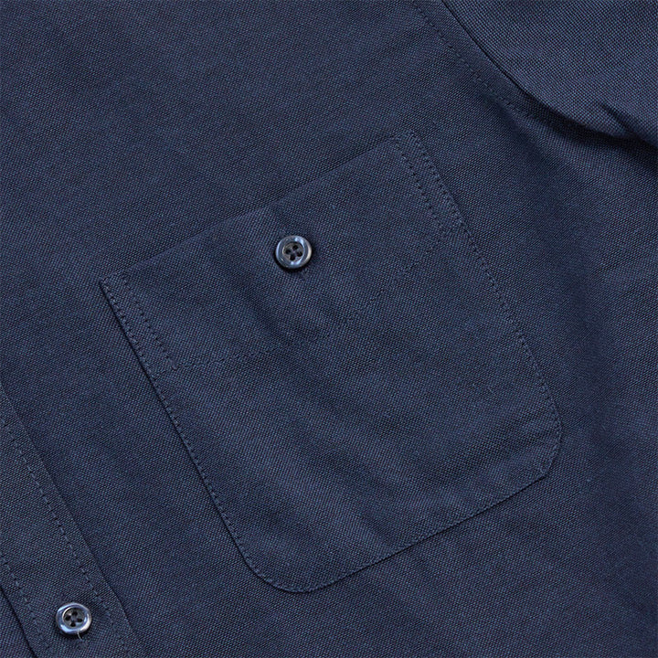 Camicia da uomo casual a maniche lunghe, ampia, tinta unita, con bottoni. - image 9