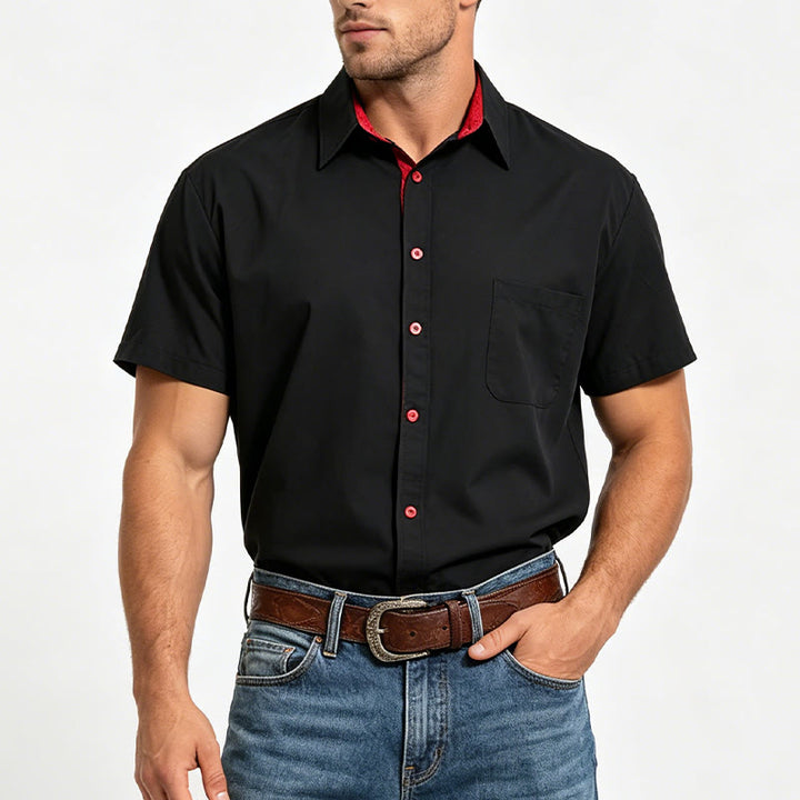 Camicia da uomo a maniche corte tinta unita con bottoni e taschino sul petto - image 1