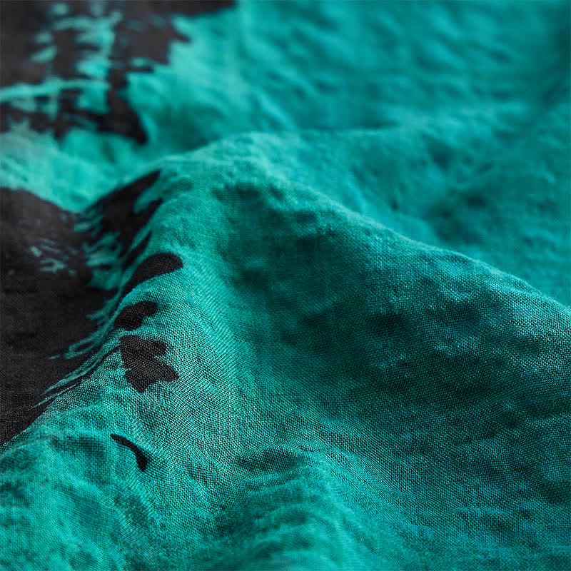 Camicia da uomo verde e nera con motivo astratto a pennellate e blocchi di colore. - image 6