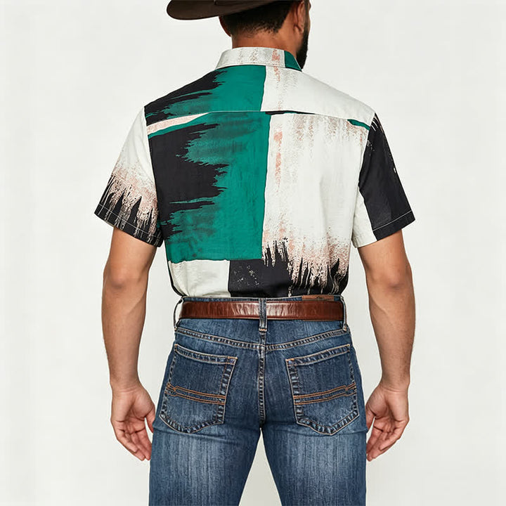 Camicia da uomo verde e nera con motivo astratto a pennellate e blocchi di colore. - image 3