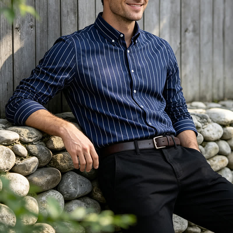 Camicia elegante da uomo con motivo a righe verticali, dal design intramontabile. - Marina - 5XL - image 0