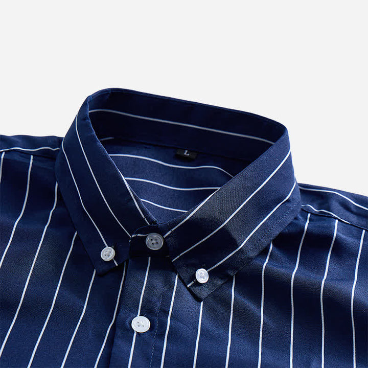 Camicia elegante da uomo con motivo a righe verticali, dal design intramontabile. - image 4