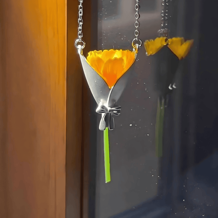 Collana con ciondolo dal design creativo a bouquet di fiori - image 1