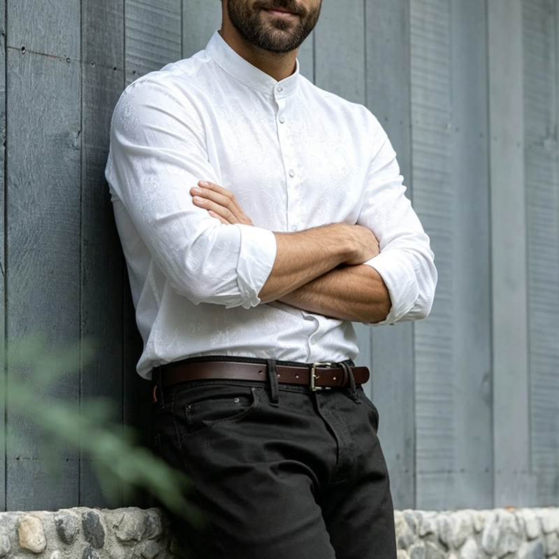 Camicia da uomo a maniche lunghe con colletto alla coreana e colletto alto in raso jacquard scuro con motivo a rose. - image 1