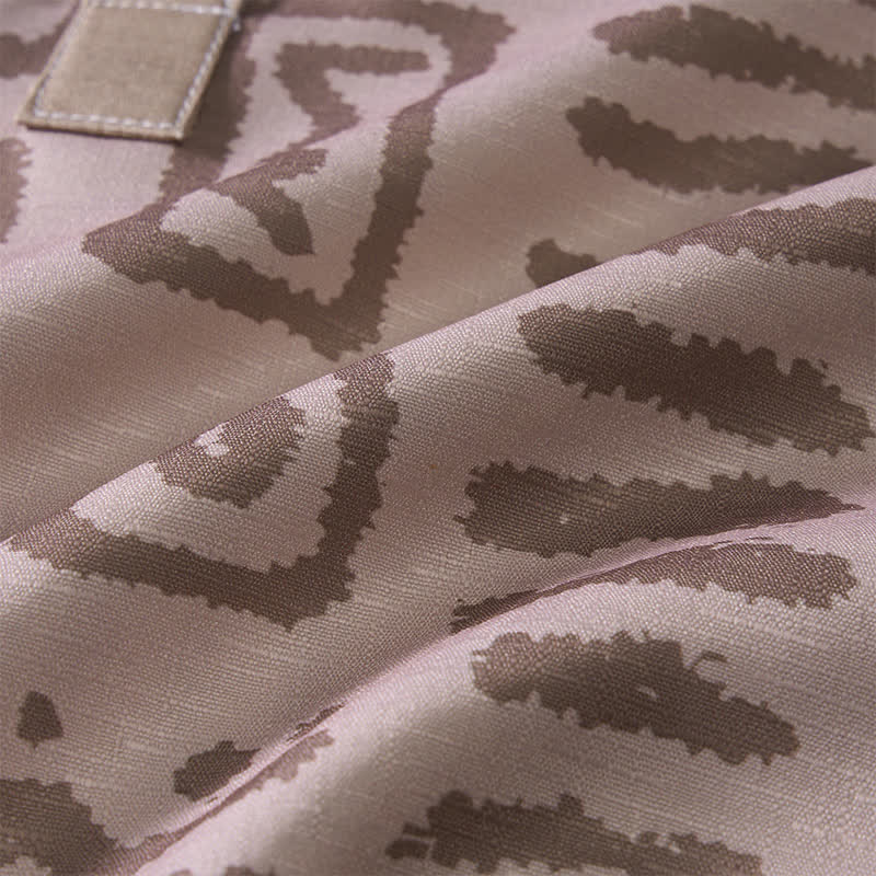 Camicia etnica da uomo color tortora beige con stampa di simboli tribali - image 6