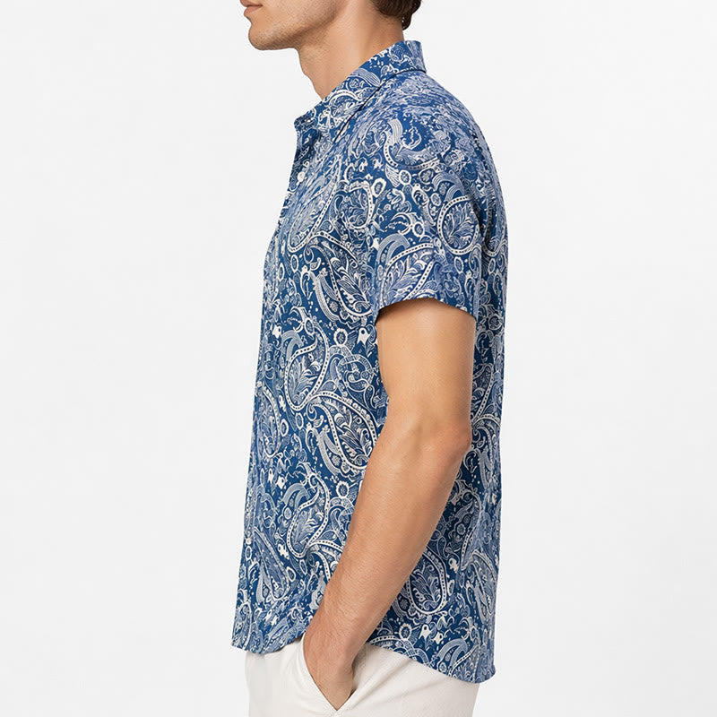 Camicia a maniche corte blu navy e beige con stampa paisley, dallo stile casual. - image 2