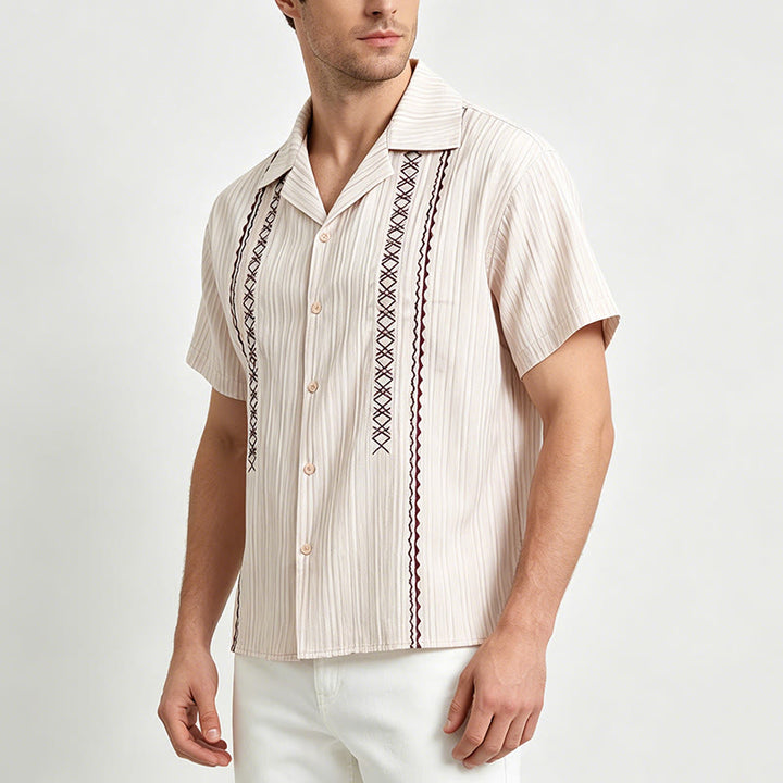 Camicia artigianale beige testurizzata con ricami neri - image 2