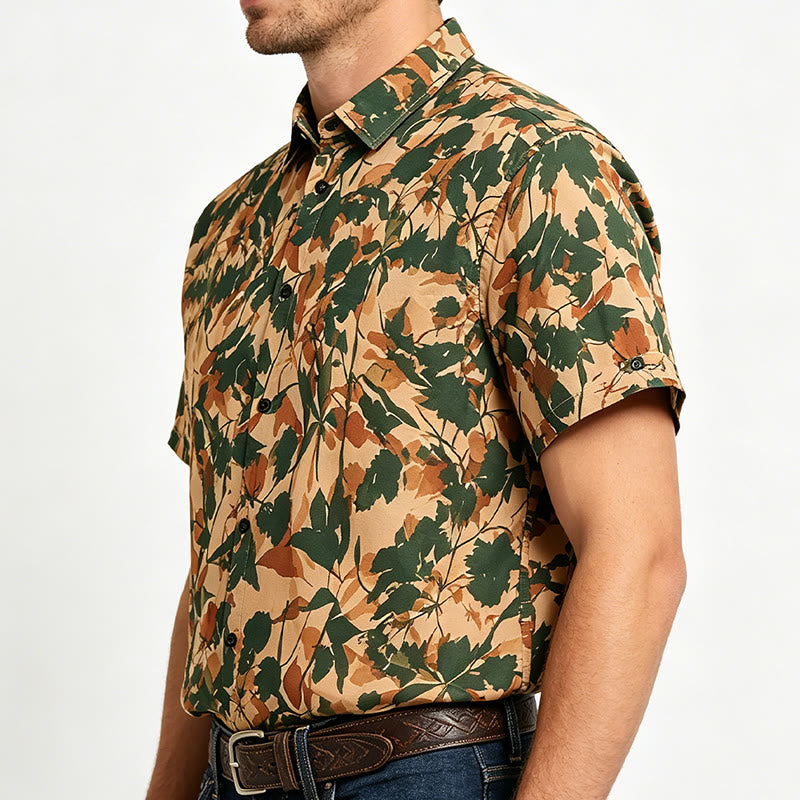 Camicia da uomo con stampa botanica a foglie, nei toni del verde terra e del beige. - image 2