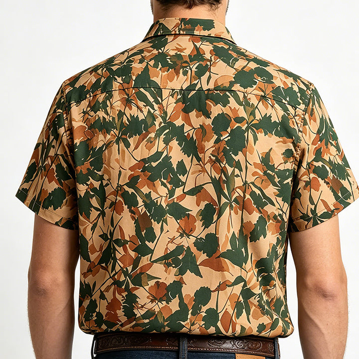 Camicia da uomo con stampa botanica a foglie, nei toni del verde terra e del beige. - image 3