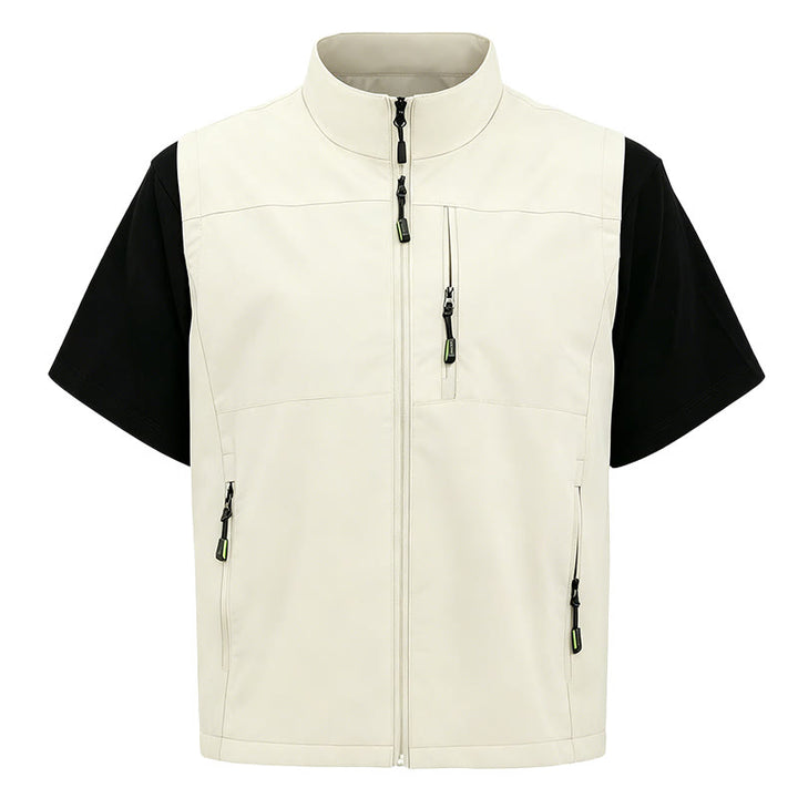 Gilet da uomo minimalista, multitasche e leggero per attività all'aperto. - image 12
