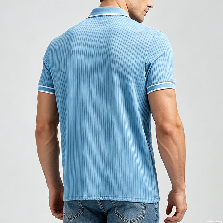 Polo da uomo minimalista in maglia con colletto e polsini rifiniti - image 3