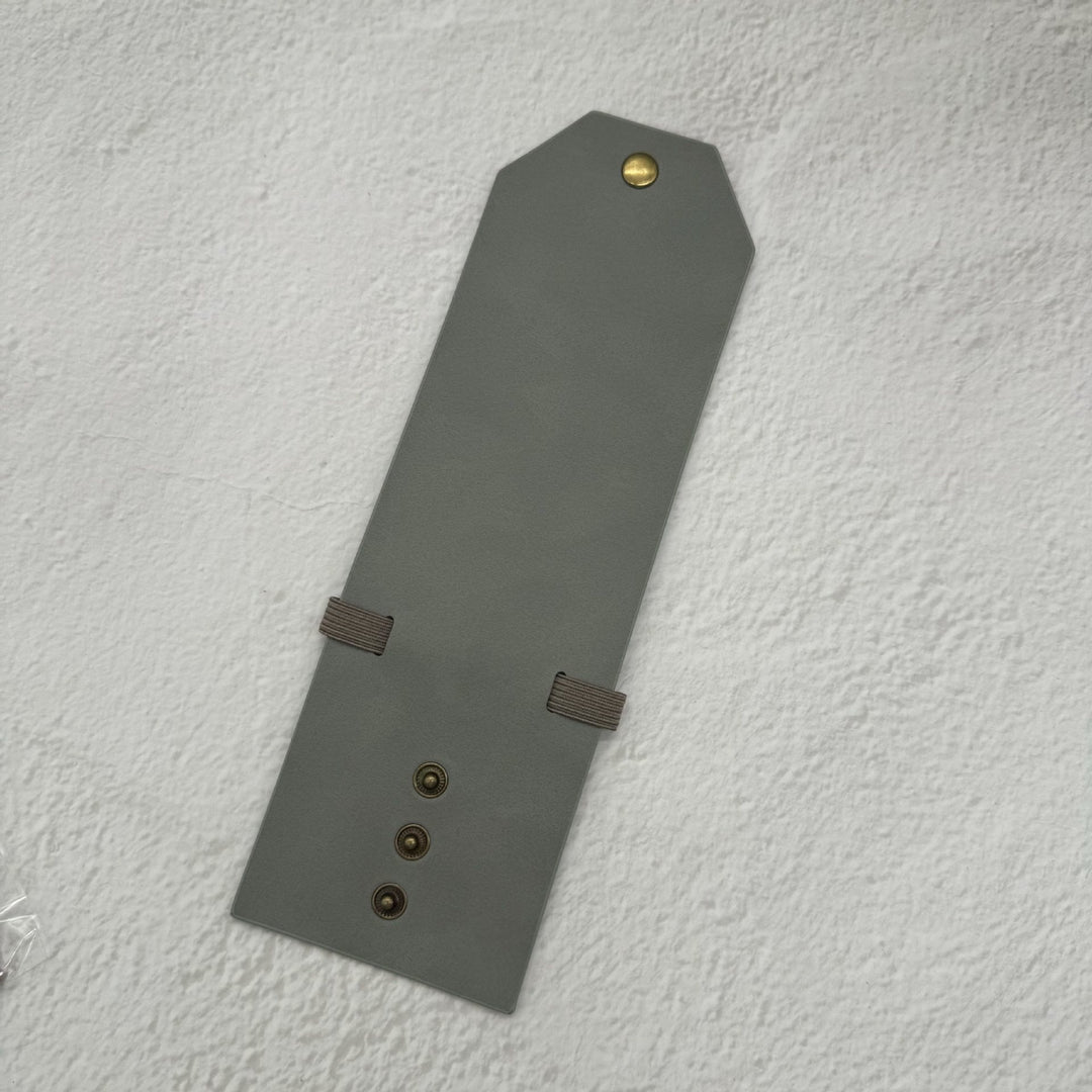 Portafoglio minimalista in pelle con chiusura a scatto, ideale per l'uso quotidiano. - Grigio - image 12