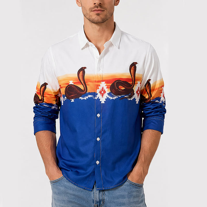 Camicia da uomo blu e bianca con stampa tramonto e serpente azteco - image 1