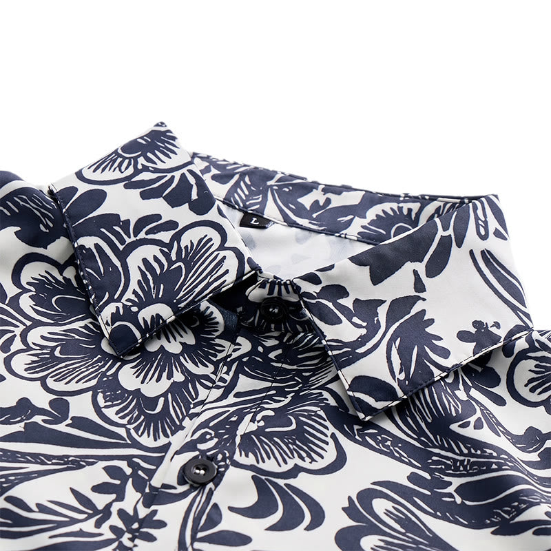 Camicia estiva minimalista blu navy a fantasia floreale con bottoni. - image 4