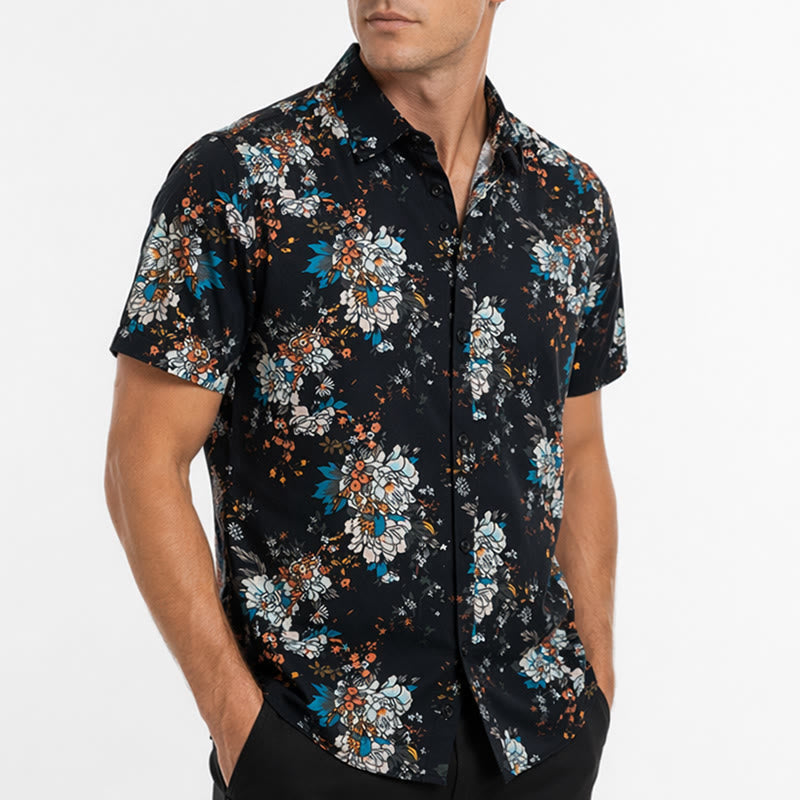 Camicia hawaiana a maniche corte con fantasia floreale scura e romantica. - image 3