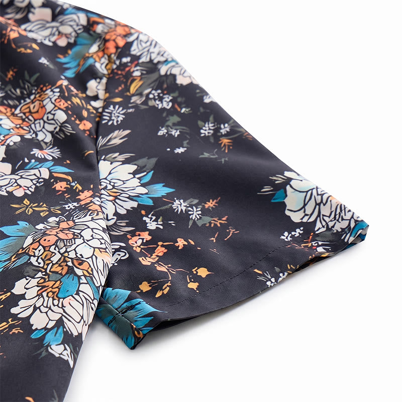 Camicia hawaiana a maniche corte con fantasia floreale scura e romantica. - image 8