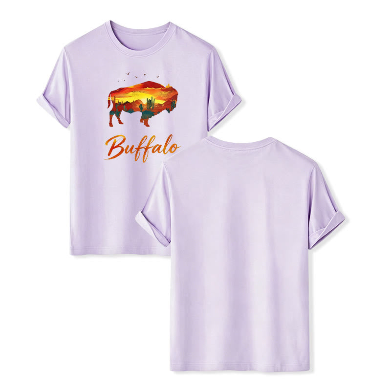Maglietta western con silhouette di bufalo al tramonto, stile selvaggio e libero - Viola - 2XL - image 14