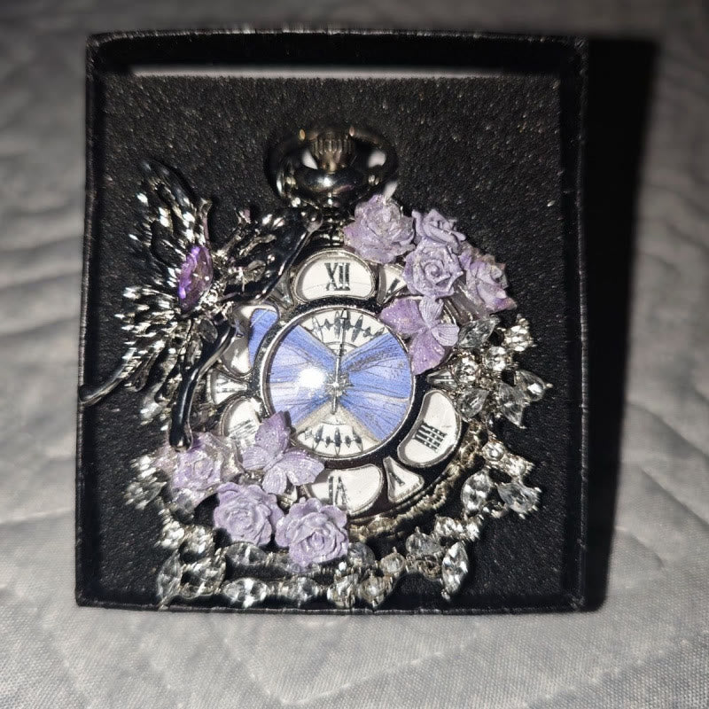 Orologio da tasca artigianale con farfalla e motivo "Giardino segreto della lavanda" - image 3