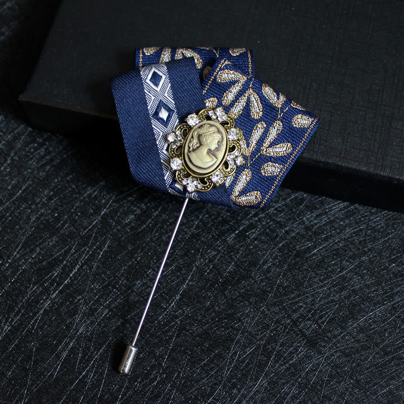 Spilla da bavero e inserto per fazzoletto da taschino 2 in 1 con cammeo vittoriano da uomo - Stile n. 1 - image 1
