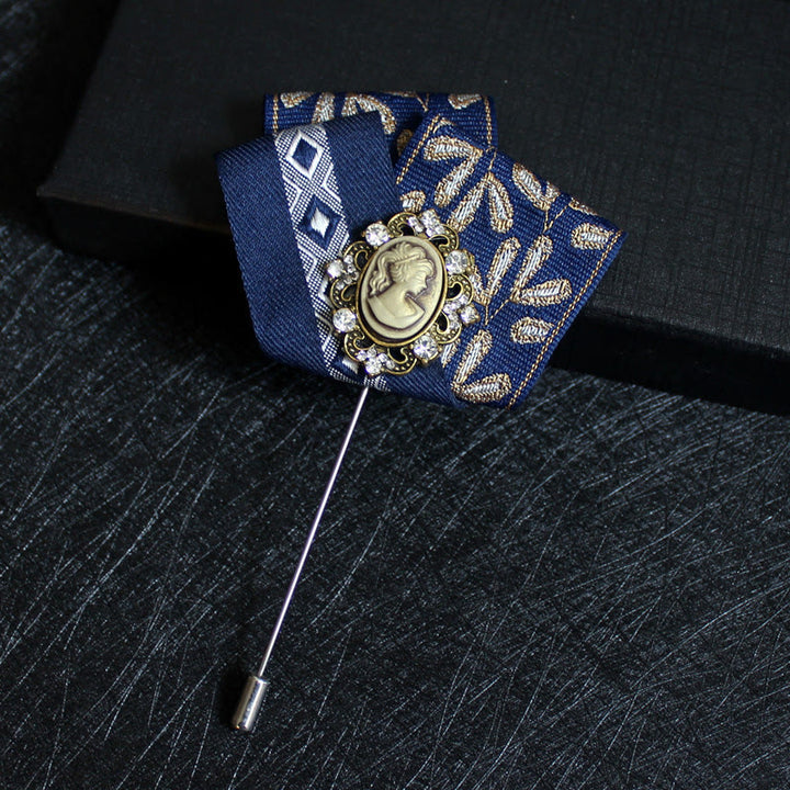 Spilla da bavero e inserto per fazzoletto da taschino 2 in 1 con cammeo vittoriano da uomo - Stile n. 1 - image 1