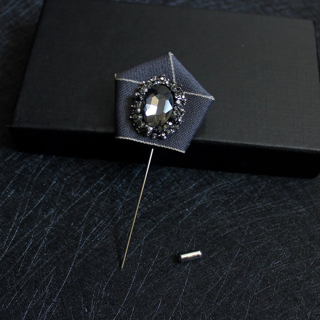 Spilla da bavero da uomo in tessuto geometrico con cristalli fumé - Grigio - image 8
