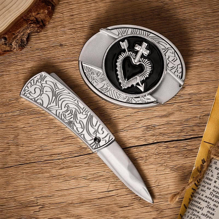Cintura in pelle con fibbia a scomparsa a forma di cuore e freccia in smalto nero, ideale per nascondere un coltello pieghevole. - image 1