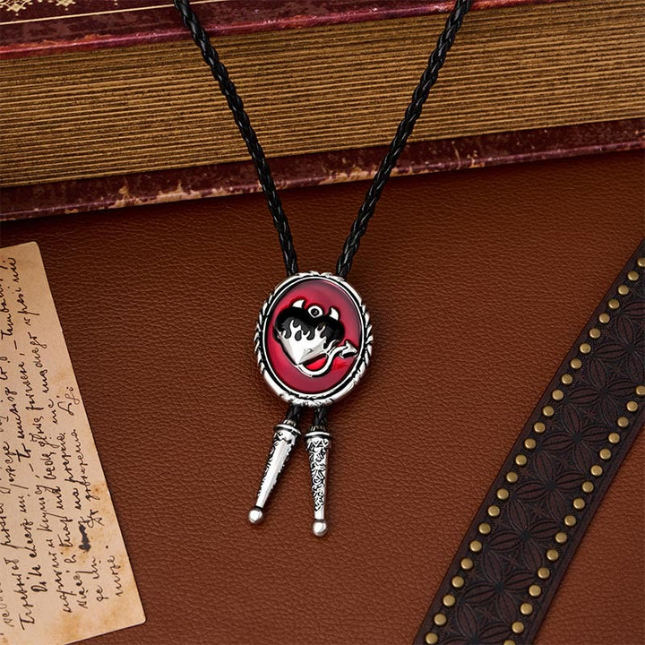 Ciondolo a forma di cuore fiammeggiante del diavolo - Cravatta bolo western - Nero - image 0