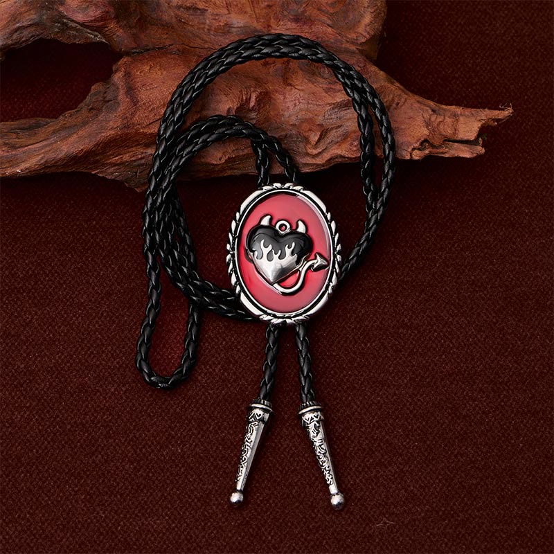 Ciondolo a forma di cuore fiammeggiante del diavolo - Cravatta bolo western - image 2
