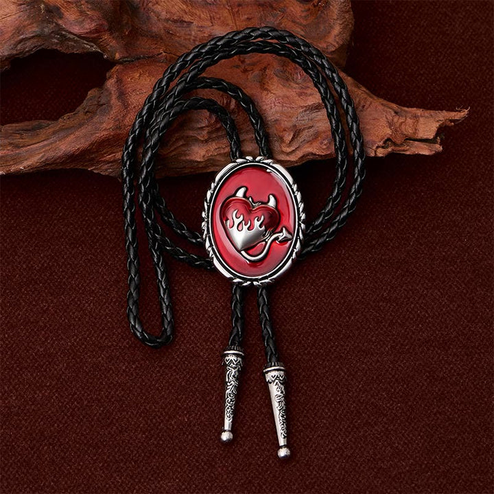 Ciondolo a forma di cuore fiammeggiante del diavolo - Cravatta bolo western - image 6