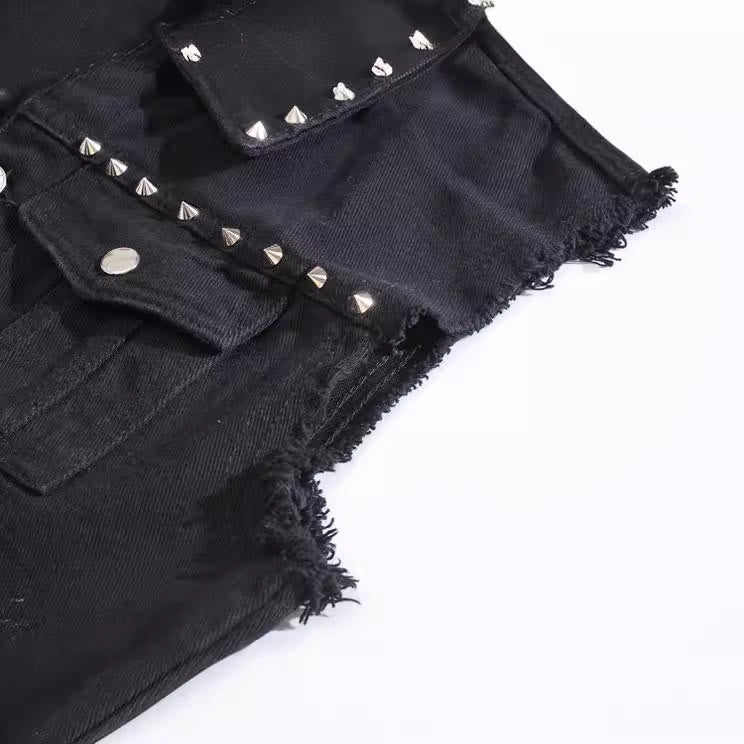 Gilet in denim nero con colletto borchiato, stile punk rock. - image 8