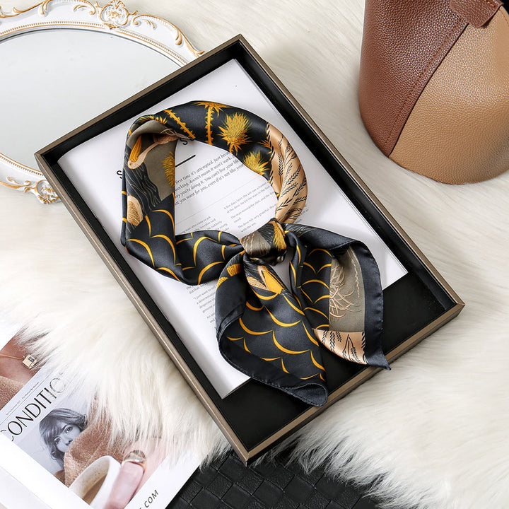 Elegante foulard quadrato da collo con stampa botanica da donna - Nero e giallo - image 12