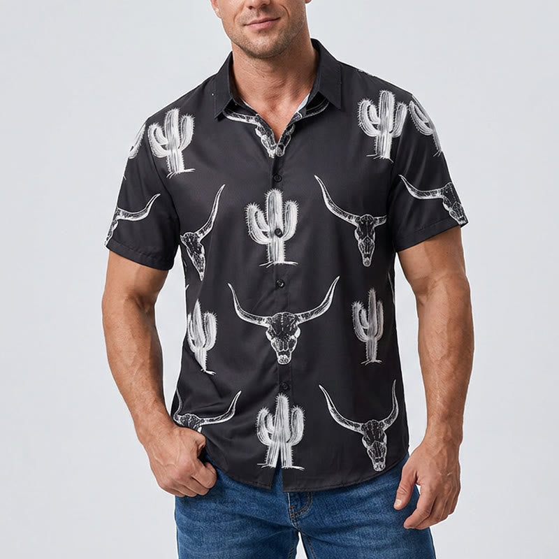 Maglietta con grafica "Bold Western Vibes" raffigurante cactus e longhorn. - image 1