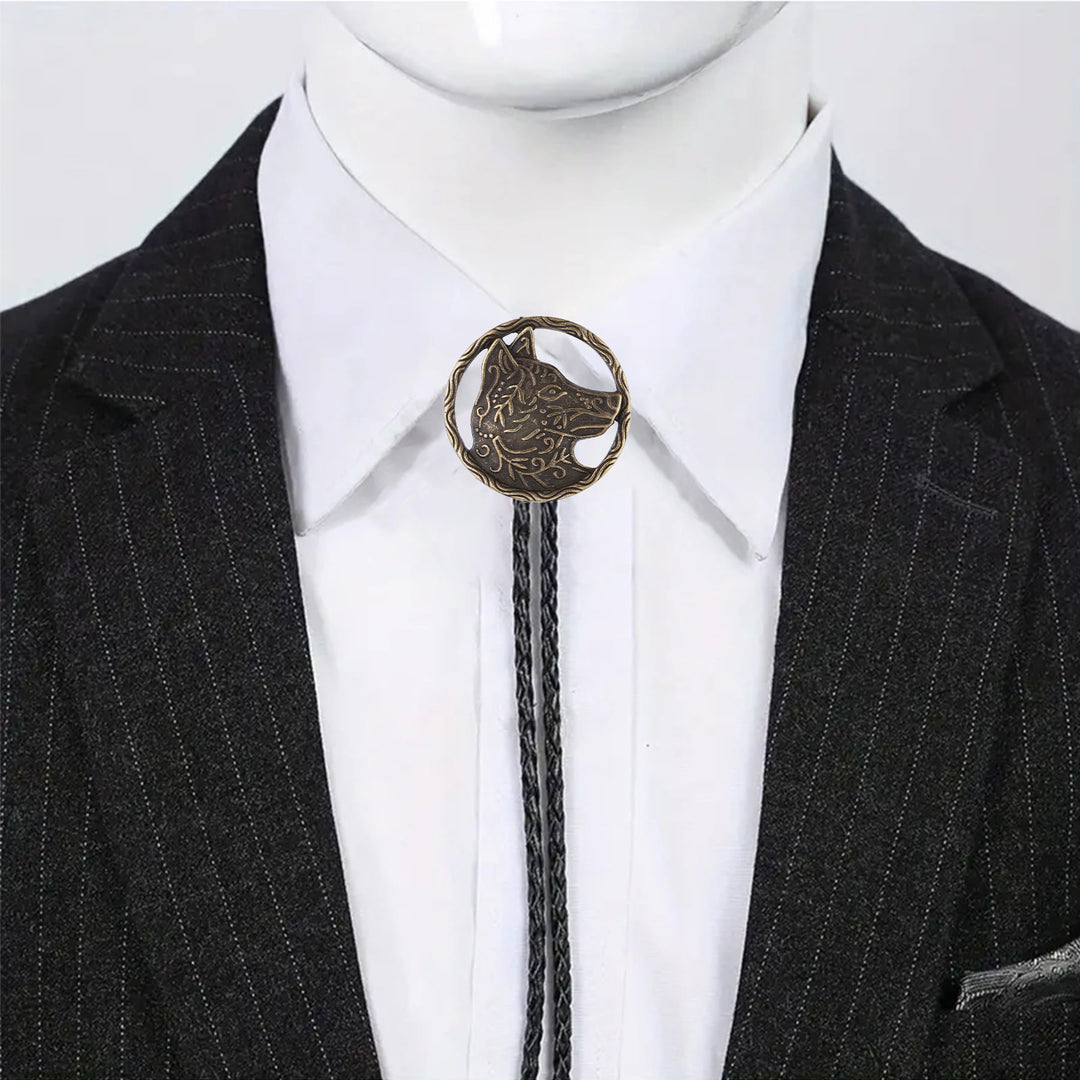 Bolo vintage in oro antico con testa di lupo cava - image 13