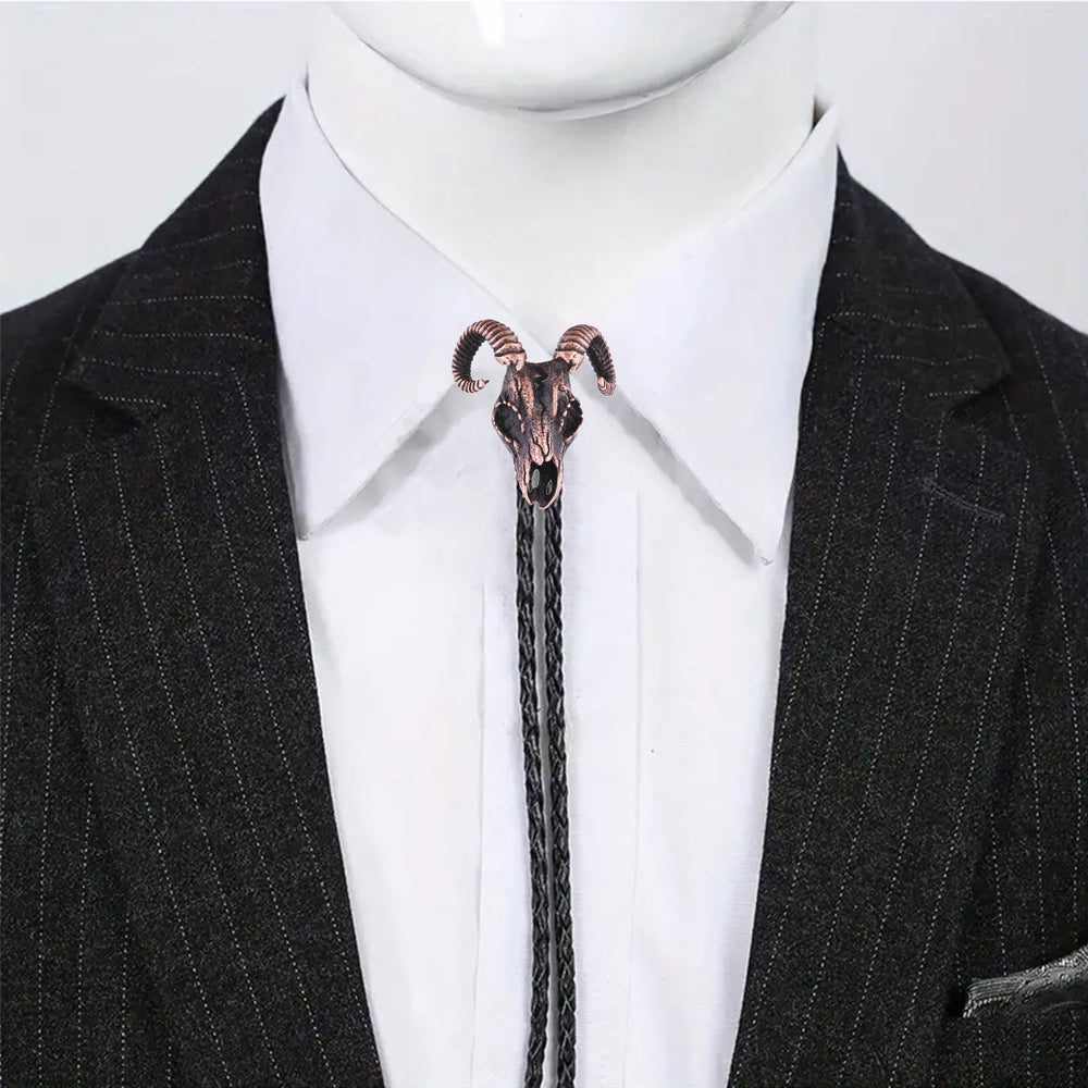 Cravatta bolo gotica con teschio di ariete dall'estetica dark. - image 1