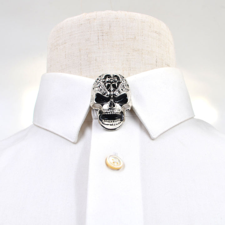 1 paio di copribottoni a pressione con teschio Vanitas per camicia - image 3